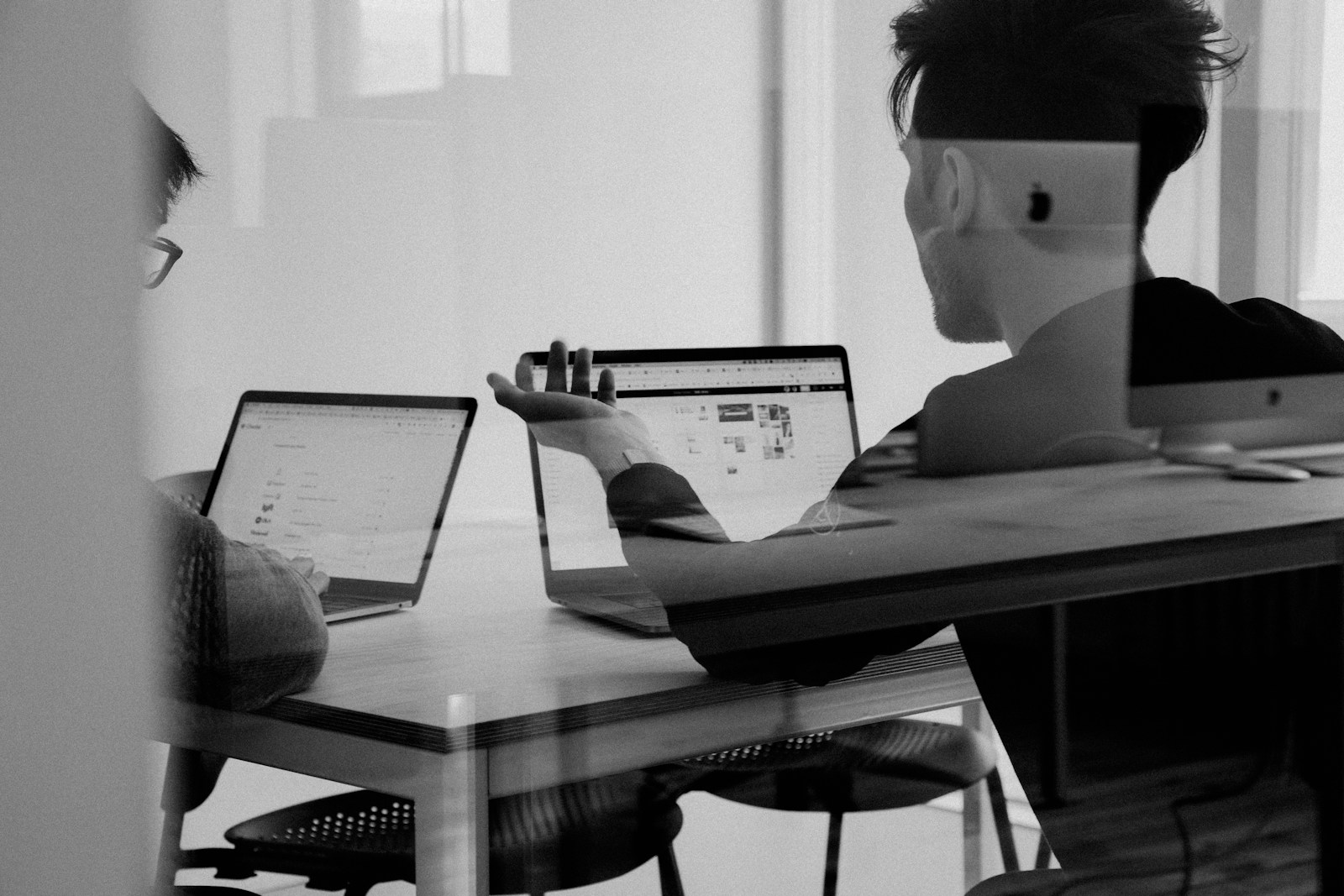 Capstone finance workflow review session at the studio